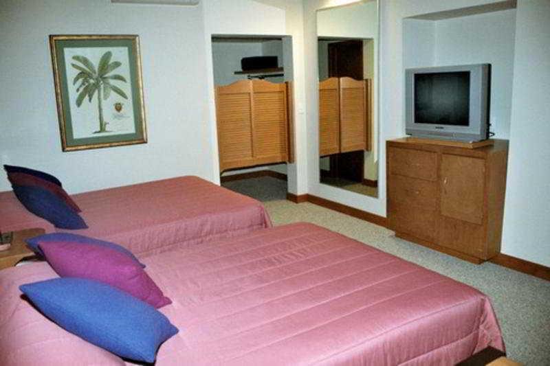 Mision Ciudad Victoria Hotel Room photo